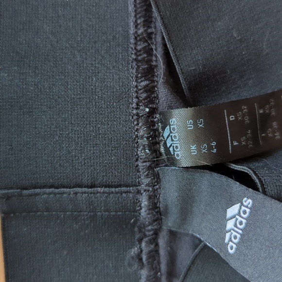 Shorts - Picture 2 of 3